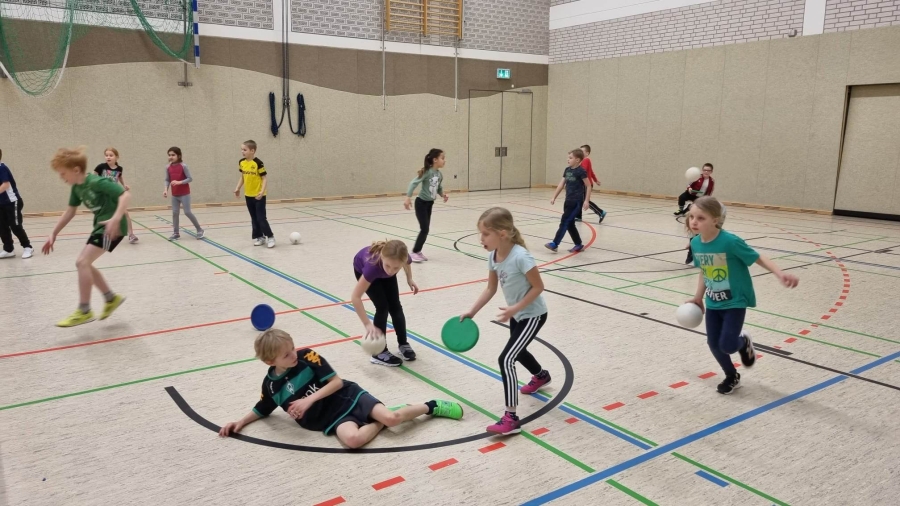 Schulinternes Spielefest